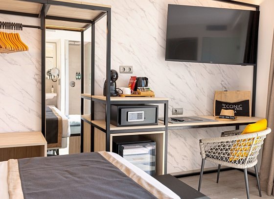 Invisa Es Pla - Wohnbeispiel Doppelzimmer Iconic (Zimmercodierung DBP)