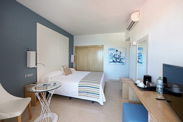 Sandos El Greco - Wohnbeispiel Doppelzimmer Royal Elite Meerblick (Zimmercodierung DRM)