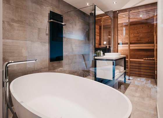 VAYA Zillertal - Beispiel Bad Suite Spa (Zimmercodierung WB1)