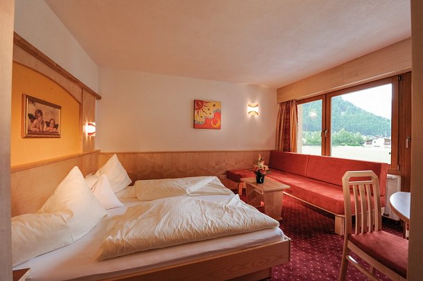 Sunny - Wohnbeispiel Doppelzimmer Balkon (Zimmercodierung DB1)