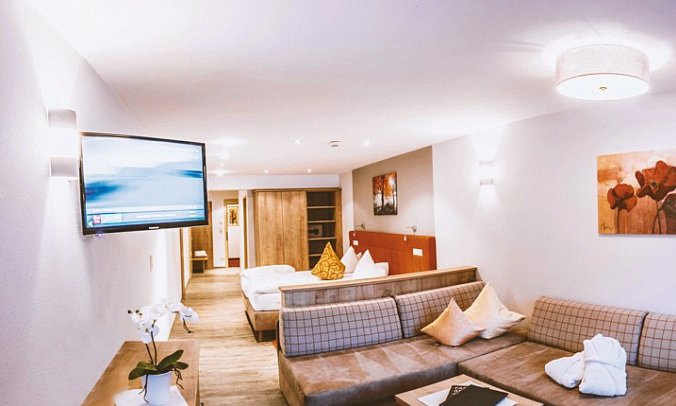 Sunny - Wohnbeispiel Doppelzimmer mit Schlafsofa (Zimmercodierung DB2)