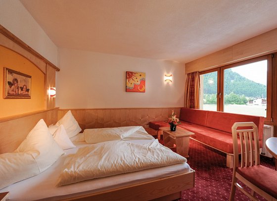 Sunny - Wohnbeispiel Doppelzimmer Balkon (Zimmercodierung DB1)