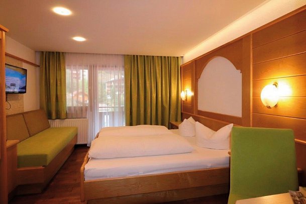 Kaunertalerhof - Wohnbeispiel Doppelzimmer mit Zustellbett (Zimmercodierung DB2)