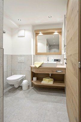 Obermair & Landhaus Sonntal - Beispiel Bad Appartement (Zimmercodierungen ABV & OBV)