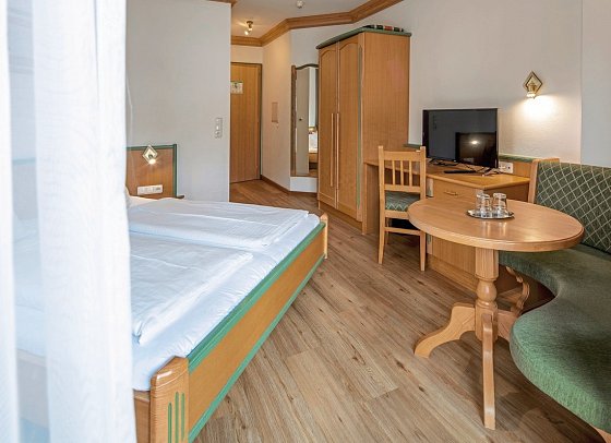 Obermair & Landhaus Sonntal - Wohnbeispiel Doppelzimmer 2 Personen (Zimmercodierung DB1)