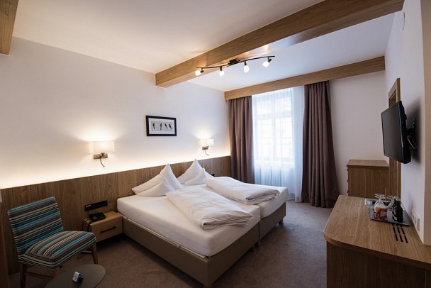 Post - Wohnbeispiel Doppelzimmer Gampen (Zimmercodierung DG1)