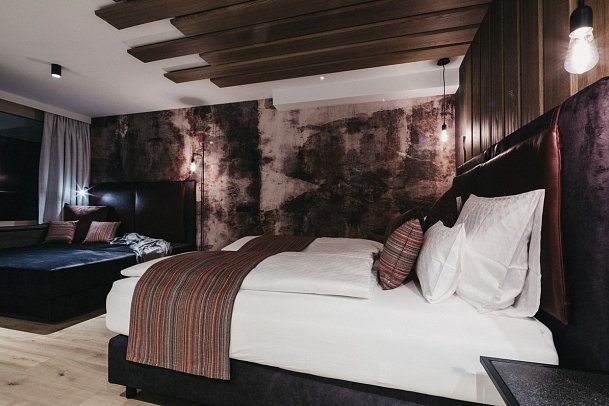 Tirolerhof - Wohnbeispiel Juniorsuite Berglust (Zimmercodierung JS1)