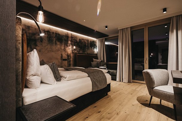 Tirolerhof - Wohnbeispiel Juniorsuite Berglust (Zimmercodierung JS1)