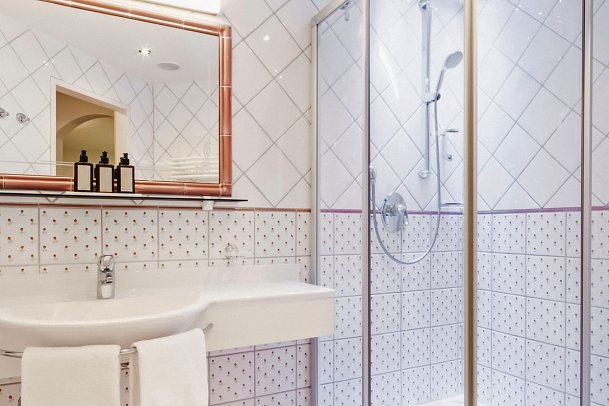 Tirolerhof - Wohnbeispiel Juniorsuite Vogelnest oder Alpenstern (Zimmercodierung JB1)