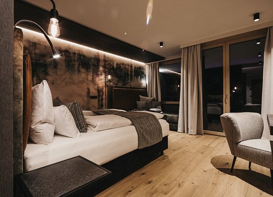 Tirolerhof - Wohnbeispiel Juniorsuite Berglust oder Alpin (Zimmercodierungen JS1 & JS2)