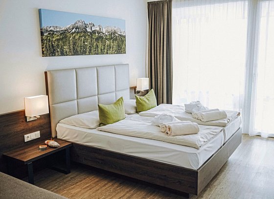 alpenhotel Kaiserfels - Wohnbeispiel Familienzimmer Superior (Zimmercodierung FS1)