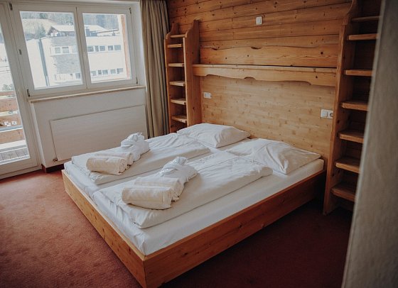 alpenhotel Kaiserfels - Wohnbeispiel Doppelzimmer Standard (Zimmercodierung DG1)