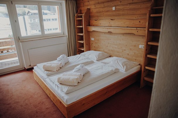 alpenhotel Kaiserfels - Wohnbeispiel Doppelzimmer Standard (Zimmercodierung DG1)