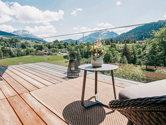 VAYA Fieberbrunn - Beispiel Terrasse Doppelzimmer Superior (Zimmercodierung DS1)