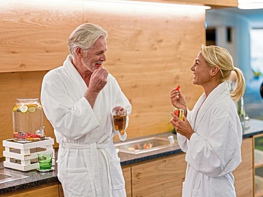 DAS SIEBEN 4s - Adults Only