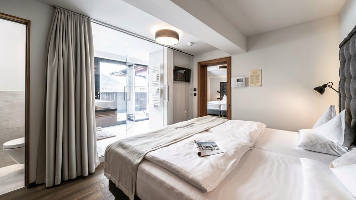 Dolomiten Residenz Sporthotel Sillian - Wohnbeispiel Juniorsuite Almrose