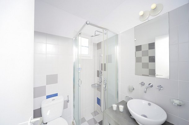 Mykonos Beach - Badbeispiel Doppelzimmer Meerblick (Zimmercodierung DBM)