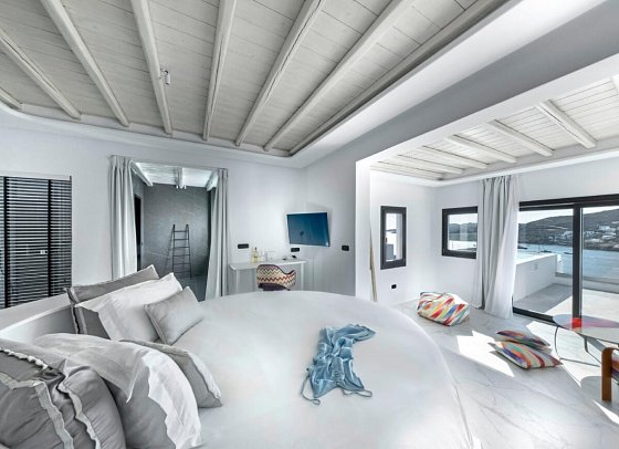 Deliades - Wohnbeispiel Diamond Suite Meerblick Privatpool (Zimmercodierung W2R)