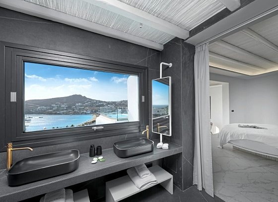 Deliades - Badbeispiel Diamond Suite Meerblick Privatpool (Zimmercodierung W2R)