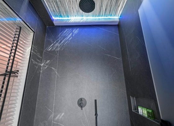 Deliades - Badbeispiel Diamond Suite Meerblick Privatpool (Zimmercodierung W2R)