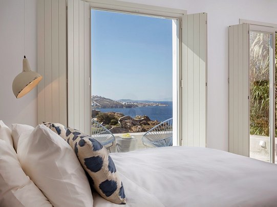 Boheme Mykonos - Wohnbeispiel Suite Deluxe Meerblick (Zimmercodierungen WDM & WBM)