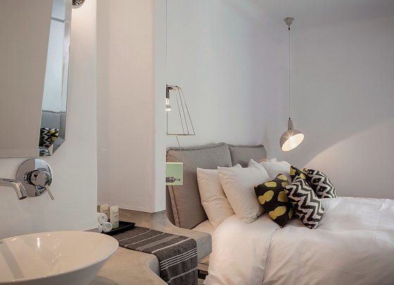 Boheme Mykonos - Wohnbeispiel Suite Deluxe Meerblick (Zimmercodierung WDM)