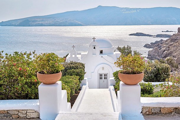 Mykonos Lolita a Grecotel Resort to Live