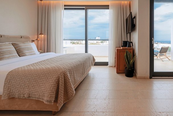 Asty Mykonos Hotel & Spa - Wohnbeispiel Doppelzimmer Deluxe Meerblick (Zimmercodierung DDM)