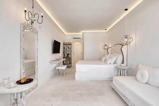 Saint John Hotel Villas & Spa - Wohnbeispiel Doppelzimmer Premium Aegean Gartenblick (Zimmercodierung DMG)