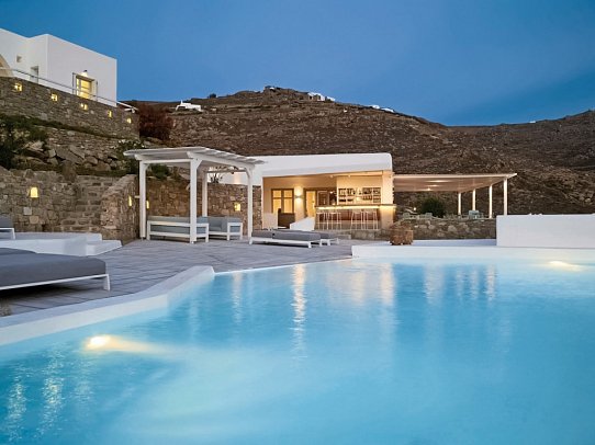 Epic Blue Luxury Hotel Suites & Villas Mykonos