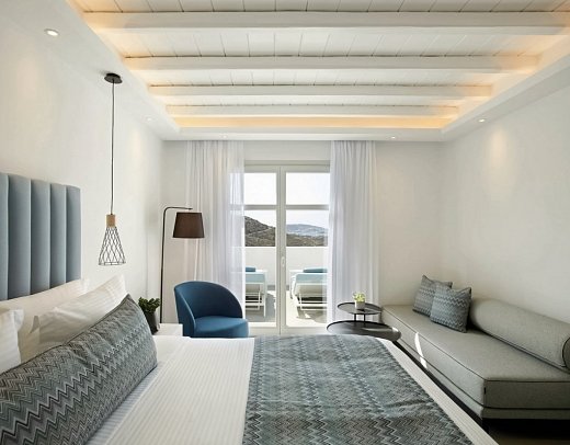 Epic Blue Luxury Hotel Suites & Villas Mykonos - Wohnbeispiel Juniorsuite Meerblick (Zimmercodierung JBM)