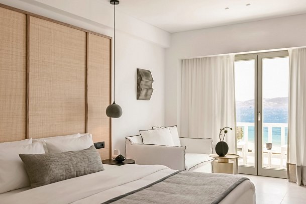 Grace Mykonos - Wohnbeispiel Doppelzimmer Deluxe Meerblick (Zimmercodierung DDM)