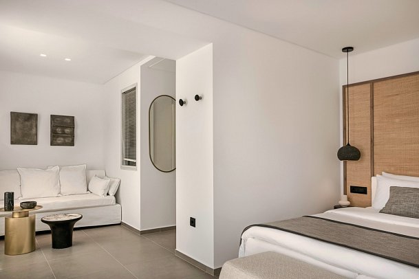 Grace Mykonos - Wohnbeispiel Juniorsuite Meerblick Plunge Pool (Zimmercodierung J1R)