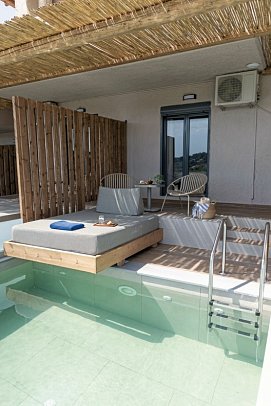 Petra Nera Hotel Skiathos, Philian Hotels & Resorts - Doppelzimmer Executive seitl. Meerblick Privatpool (Zimmercodierung D1R)
