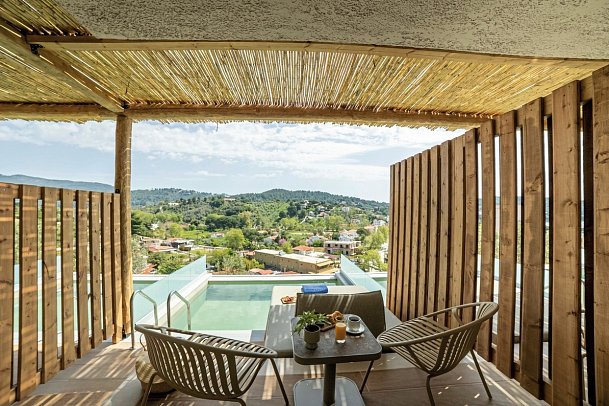 Petra Nera Hotel Skiathos, Philian Hotels & Resorts - Doppelzimmer Executive seitl. Meerblick Privatpool (Zimmercodierung D1R)
