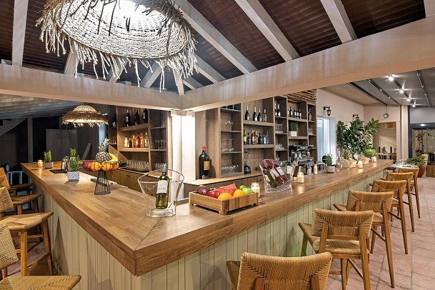 Petra Nera Hotel Skiathos, Philian Hotels & Resorts