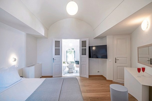 Xenones Filotera - Wohnbsp. Honeymoon Suite mit Caldera-Blick (Zimmercodierung WHM)