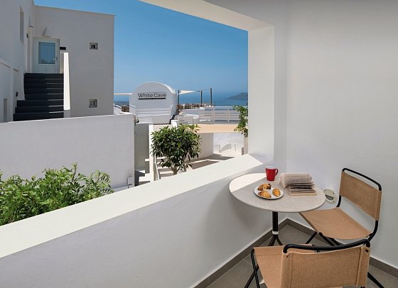 Ira Hotel & Spa - Balkon Doppelzimmer Executive seitl. Meerblick (Zimmercodierung DTN)