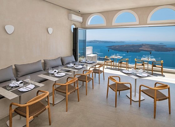 Ira Hotel & Spa