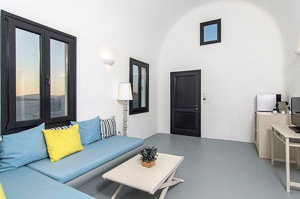 Grand Ambassador Santorini - Wohnbeispiel Suite Serenity Meerblick Privatpool (Zimmercodierung W2R)