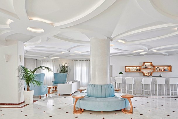 Santorini Palace