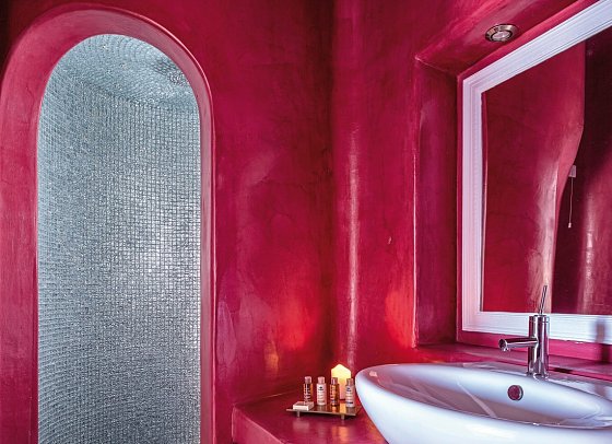 Skyfall Suites - Badbeispiel Suite Meerblick (Zimmercodierung WBM)