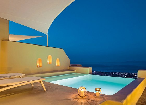 Skyfall Suites - Wohnbeispiel Suite Honeymoon Meerblick (Zimmercodierung WHM)