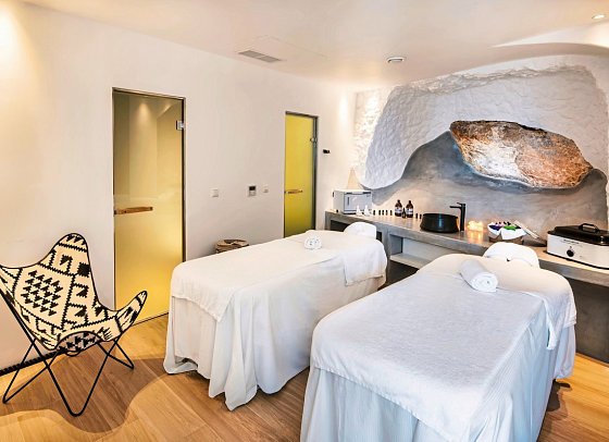 Skyfall Suites