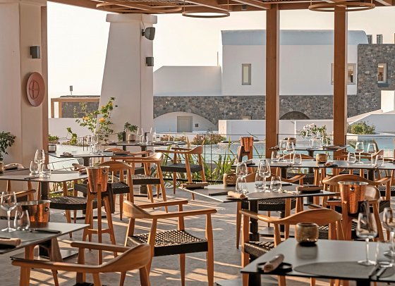 Santo Pure Oia Suites & Villas