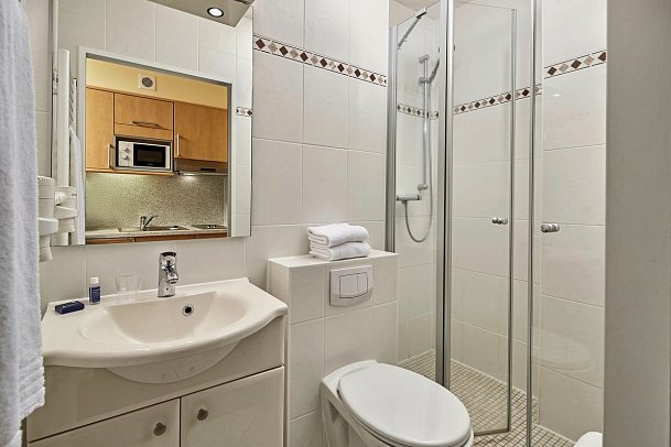 Ferien- und Freizeitpark Weissenhäuser Strand - Beispiel Bad Studio am Park 20 qm (Zimmercodierungen SX1 & SX2)