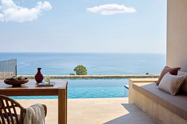 KOIA All-Suite Wellbeing Resort - Wohnbeispiel Suite Deluxe Privatpool (Zimmercodierung WDR)