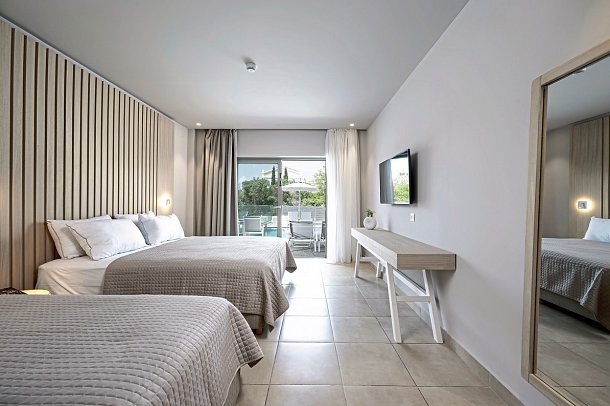 Porto Bello Beach Hotel & Aqua Park - Wohnbeispiel Doppelzimmer Swim-Up (Zimmercodierung DBQ)