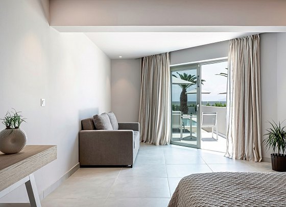 Porto Bello Beach Hotel & Aqua Park - Wohnbeispiel Juniorsuite Swim-Up (Zimmercodierung J1Q)