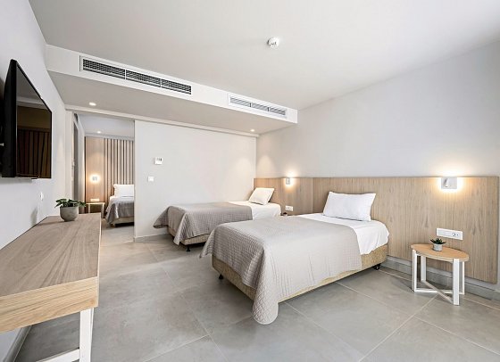 Porto Bello Beach Hotel & Aqua Park - Wohnbeispiel Suite (Zimmercodierung WB1)